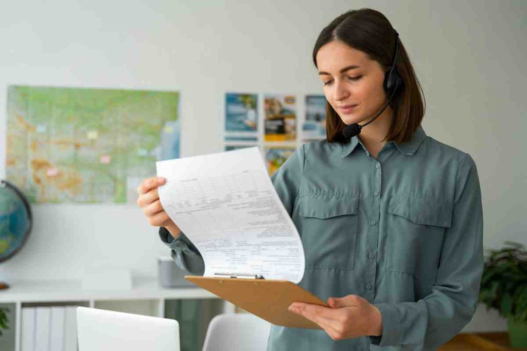 Texas drivers reviewing car insurance quotes to find affordable Texas auto insurance rates